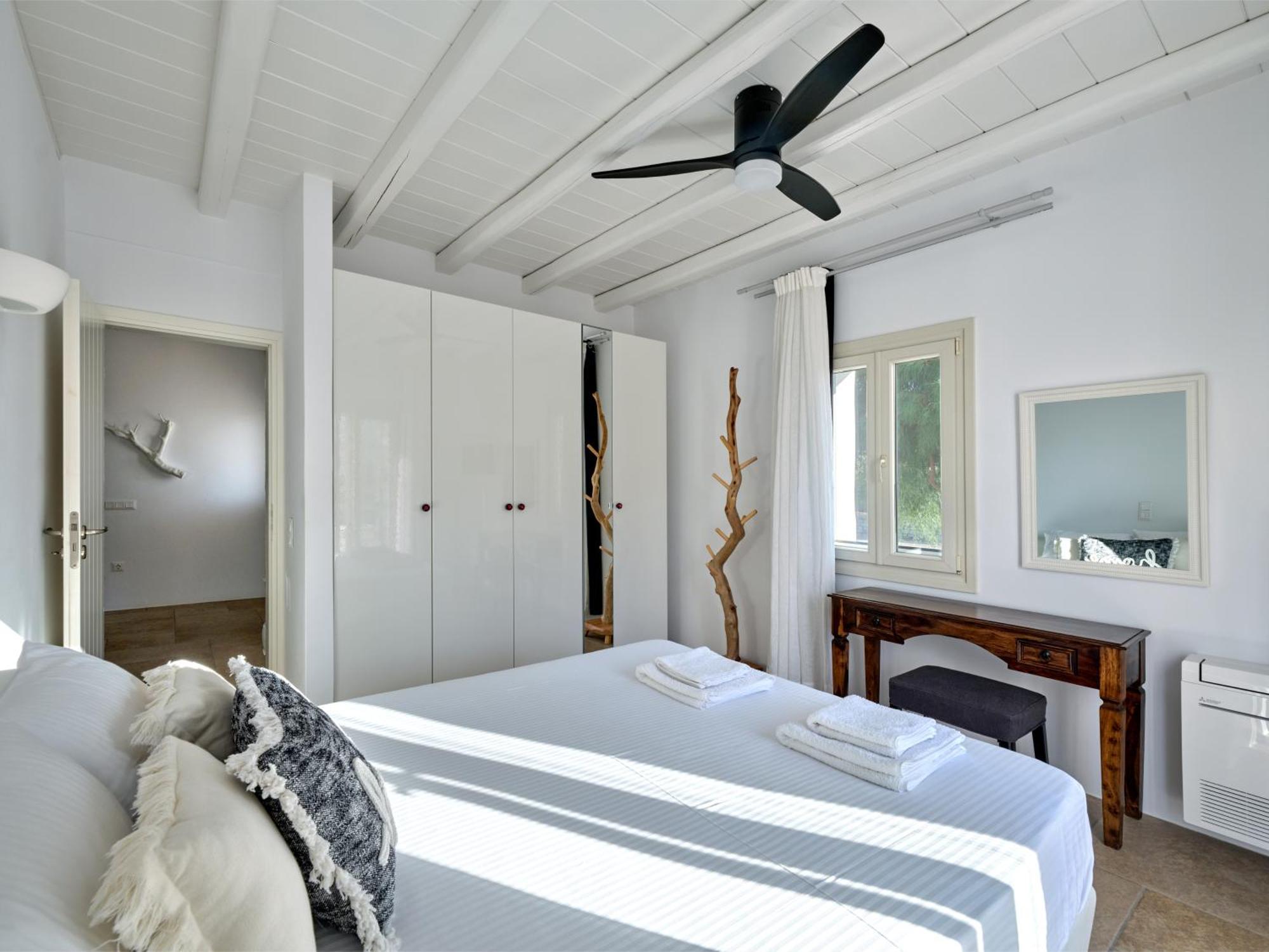 Villa Leo - Unique & Calm Parikia  Luaran gambar